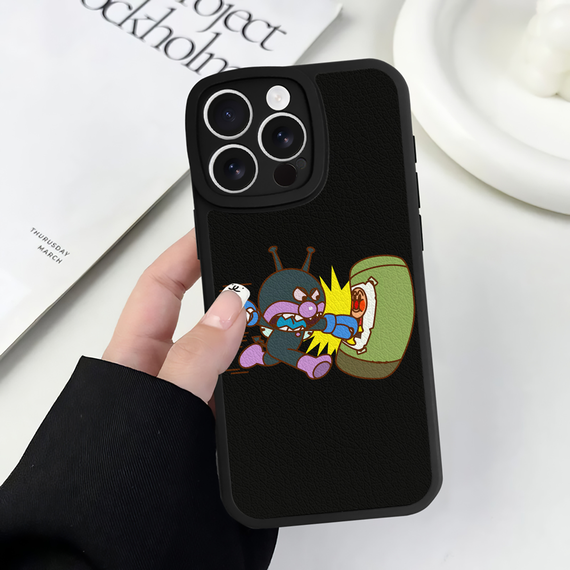 （画像用） アンパンマン Anpanman 【iPhone 16シリーズ対応】シリコンスマホケース（レザー調） 材質：シリコン